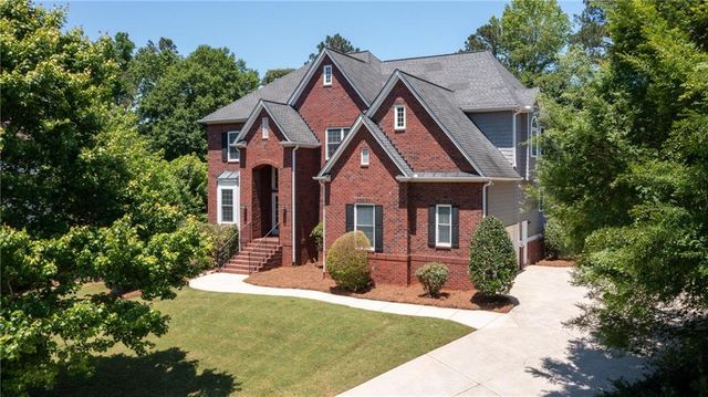 5660 Cascade Trail, Cumming, GA 30040