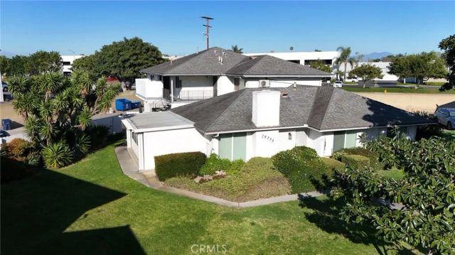 16752 Bardon Lane, Huntington Beach, CA 92647