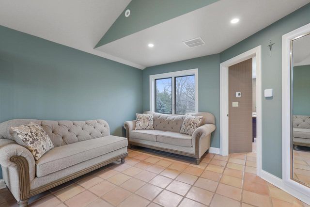 9210 County Road K, Franksville, WI 53126