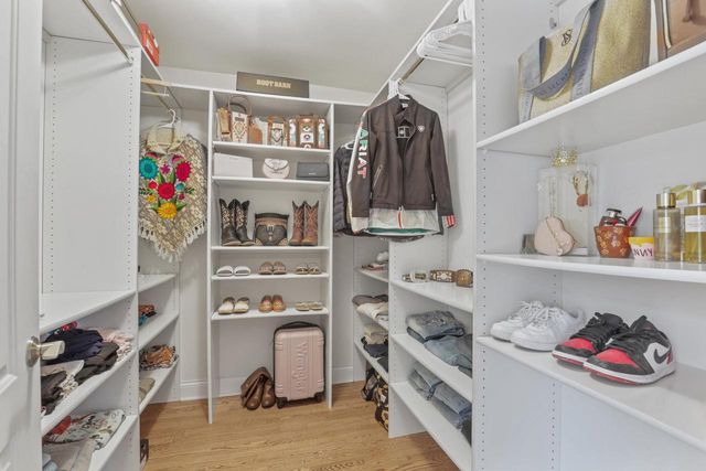 9210 County Road K, Franksville, WI 53126