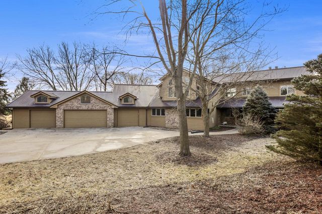 9210 County Road K, Franksville, WI 53126