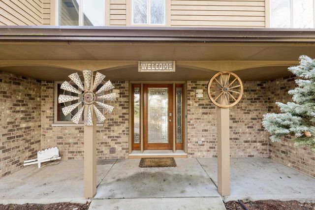 9210 County Road K, Franksville, WI 53126