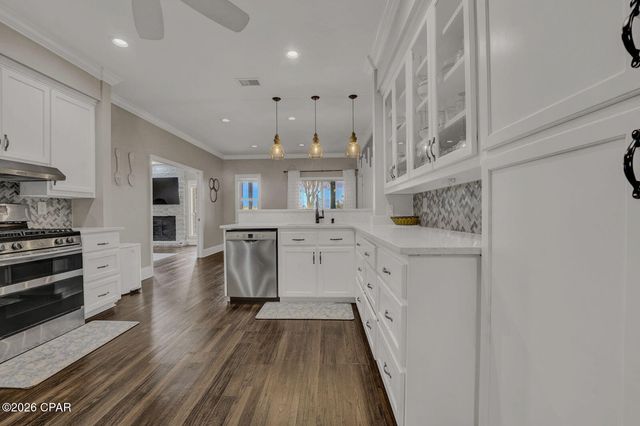 2913 Country Club Drive, Lynn Haven, FL 32444