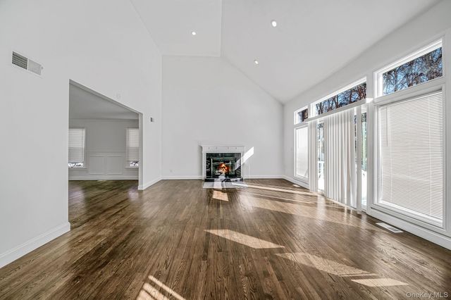 1944 Wading River Manor Road, Wading River, NY 11792