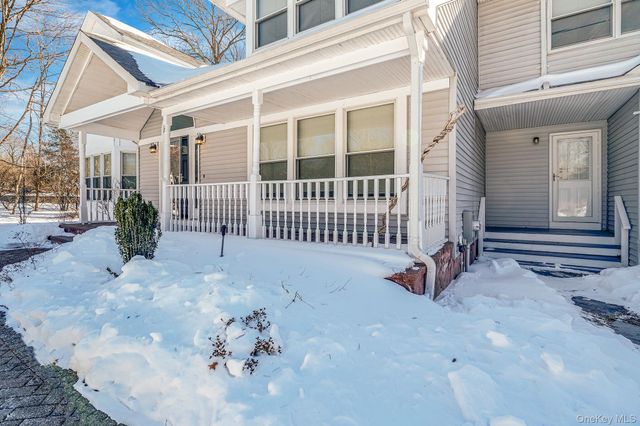 1944 Wading River Manor Road, Wading River, NY 11792