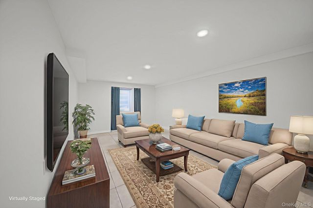 1944 Wading River Manor Road, Wading River, NY 11792