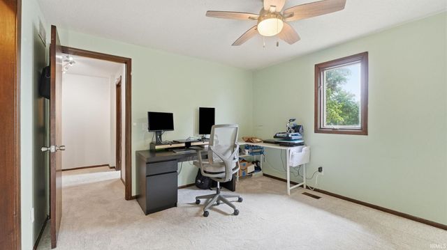 7323 Wrangler Trail, Fort Wayne, IN 46835