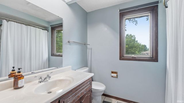 7323 Wrangler Trail, Fort Wayne, IN 46835