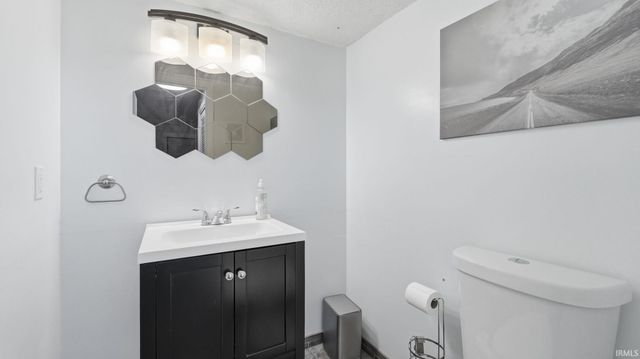 7323 Wrangler Trail, Fort Wayne, IN 46835