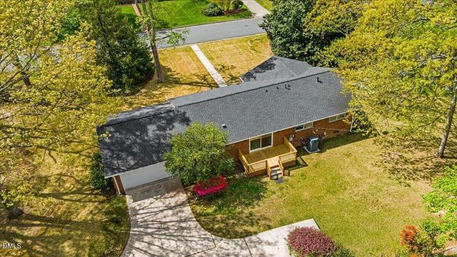 2805 Amherst Avenue, Burlington, NC 27215