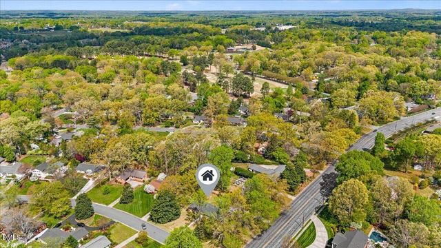 2805 Amherst Avenue, Burlington, NC 27215