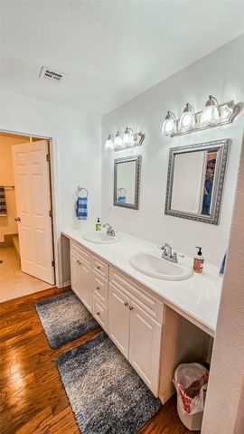 12 Granite Circle, Canadian, OK 74425