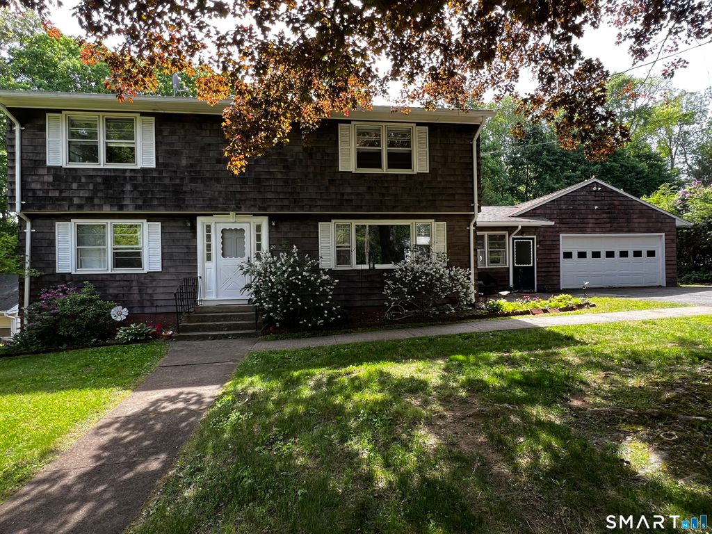 29 Patton Avenue, Seymour, CT 06483