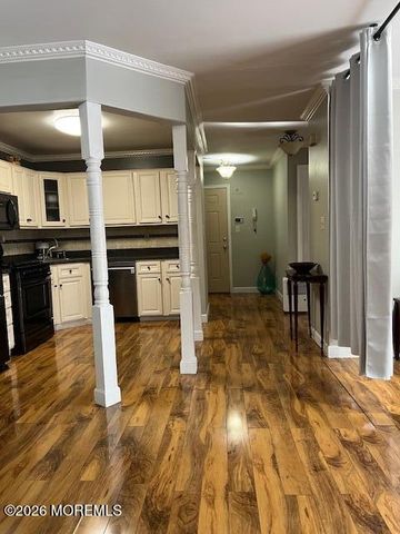 2803 Ridgefield Court 2803, Helmetta, NJ 08828