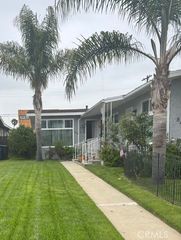 8432 Barnsley, Los Angeles, CA 90045