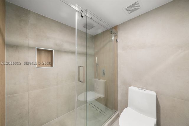 6301 Collins Ave 2307, Miami Beach, FL 33141