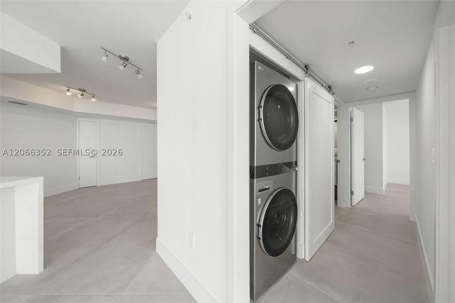 6301 Collins Ave 2307, Miami Beach, FL 33141