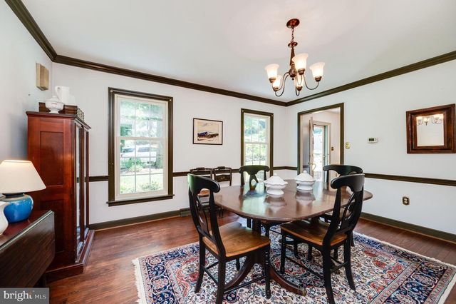 19 BIRCHWOOD RD, Wyomissing, PA 19610
