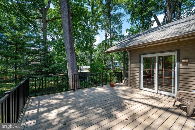 19 BIRCHWOOD RD, Wyomissing, PA 19610