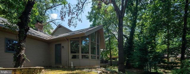 19 BIRCHWOOD RD, Wyomissing, PA 19610