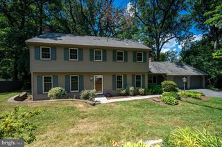 19 BIRCHWOOD RD, Wyomissing, PA 19610