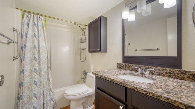 500 N JEFFERSON AVENUE B-5, Sarasota, FL 34237