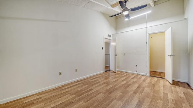 500 N JEFFERSON AVENUE B-5, Sarasota, FL 34237