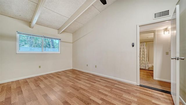 500 N JEFFERSON AVENUE B-5, Sarasota, FL 34237