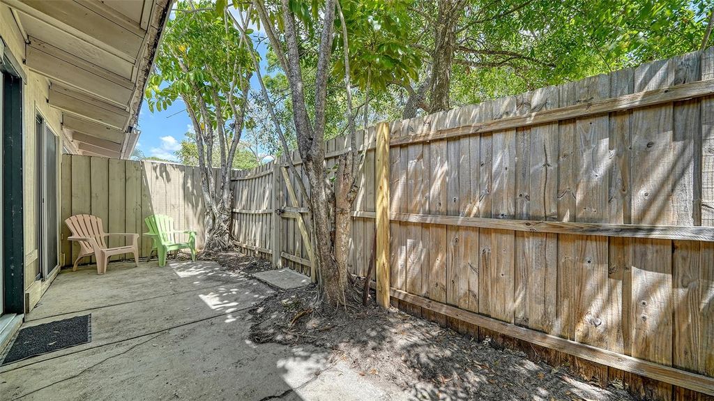 500 N JEFFERSON AVENUE B-5, Sarasota, FL 34237