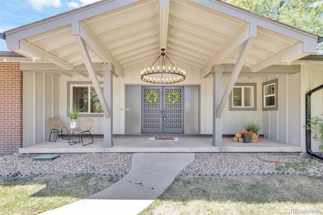 11 Meadowlark Lane, Littleton, CO 80123