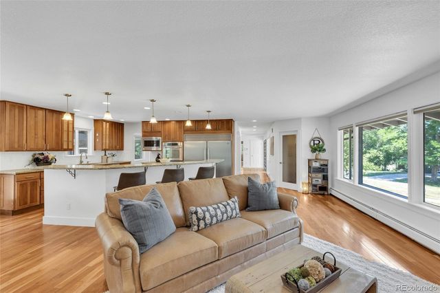 11 Meadowlark Lane, Littleton, CO 80123