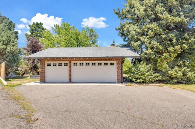 11 Meadowlark Lane, Littleton, CO 80123