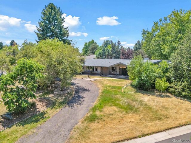 11 Meadowlark Lane, Littleton, CO 80123