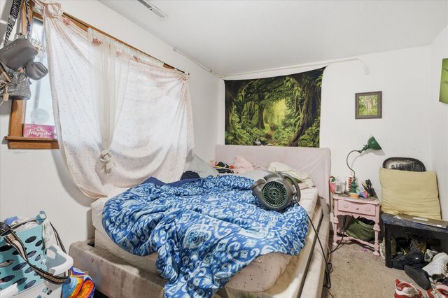 1574 Pacific Street, Saint Paul, MN 55106