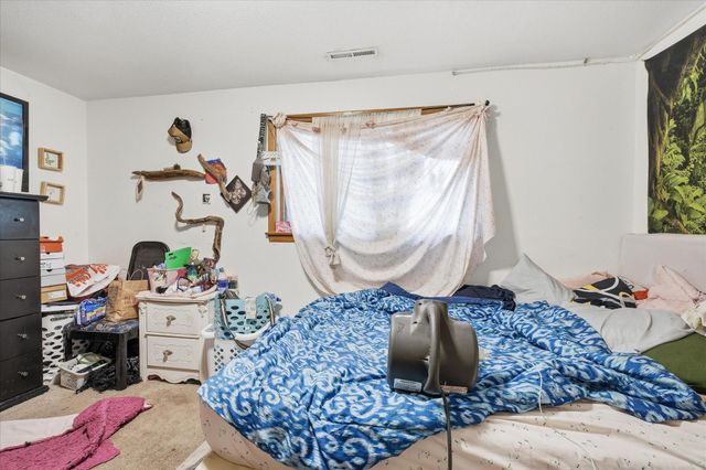 1574 Pacific Street, Saint Paul, MN 55106