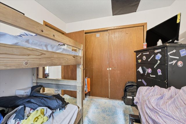 1574 Pacific Street, Saint Paul, MN 55106