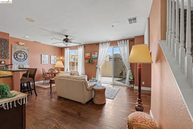 312 Jefferson Dr, Brentwood, CA 94513