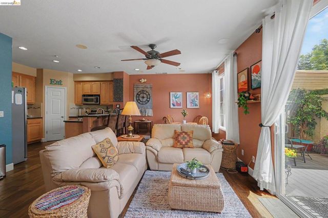 312 Jefferson Dr, Brentwood, CA 94513