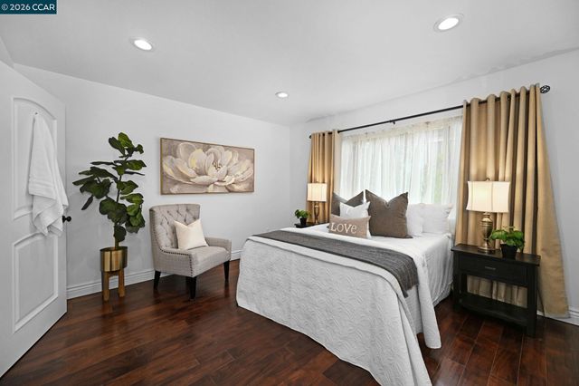 2308 Pine Knoll Dr 2, Walnut Creek, CA 94595