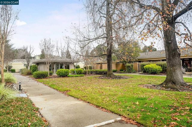 2308 Pine Knoll Dr 2, Walnut Creek, CA 94595