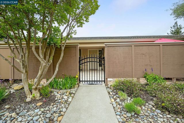 2308 Pine Knoll Dr 2, Walnut Creek, CA 94595