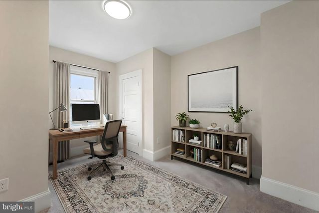 21 W PALL MALL ST, Winchester, VA 22601