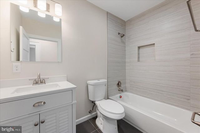 21 W PALL MALL ST, Winchester, VA 22601