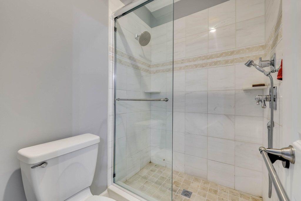 Image 16 of property listing at 574 SW Newberry Street, Aiken, SC 29801