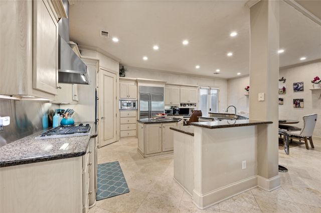4847 Holly Tree Drive, Dallas, TX 75287