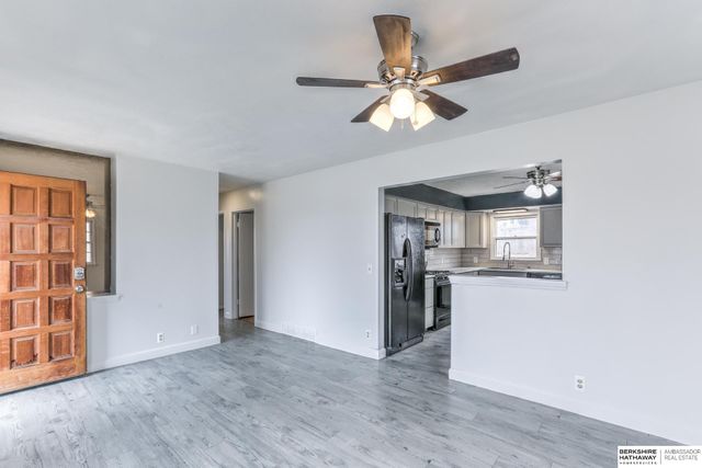 7517 Arrowrock Drive, Bellevue, NE 68157