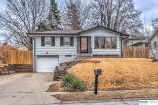 7517 Arrowrock Drive, Bellevue, NE 68157