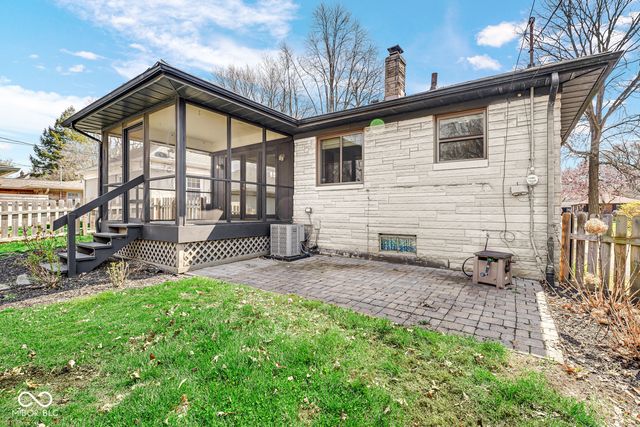 1420 Kessler Boulevard East Drive, Indianapolis, IN 46220