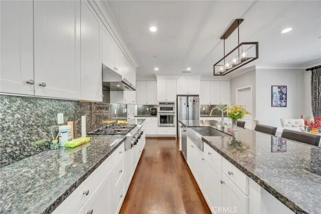 109 Crimson Oak, Irvine, CA 92620