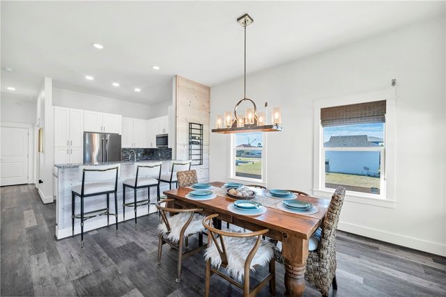 230 Port Lavaca St, Port Aransas, TX 78373